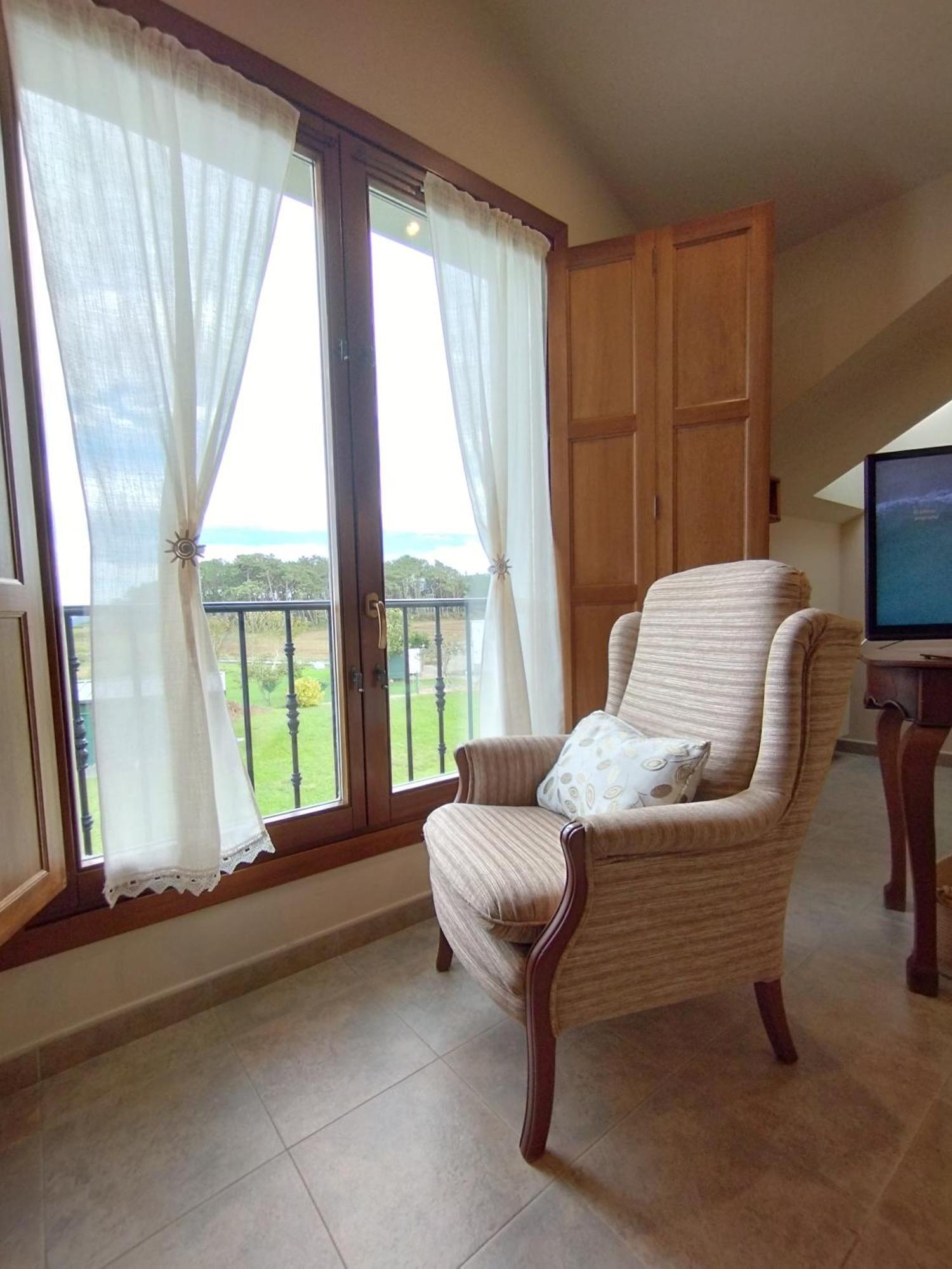 Apartamentos La Cruz De Paderne Navia Szoba fotó