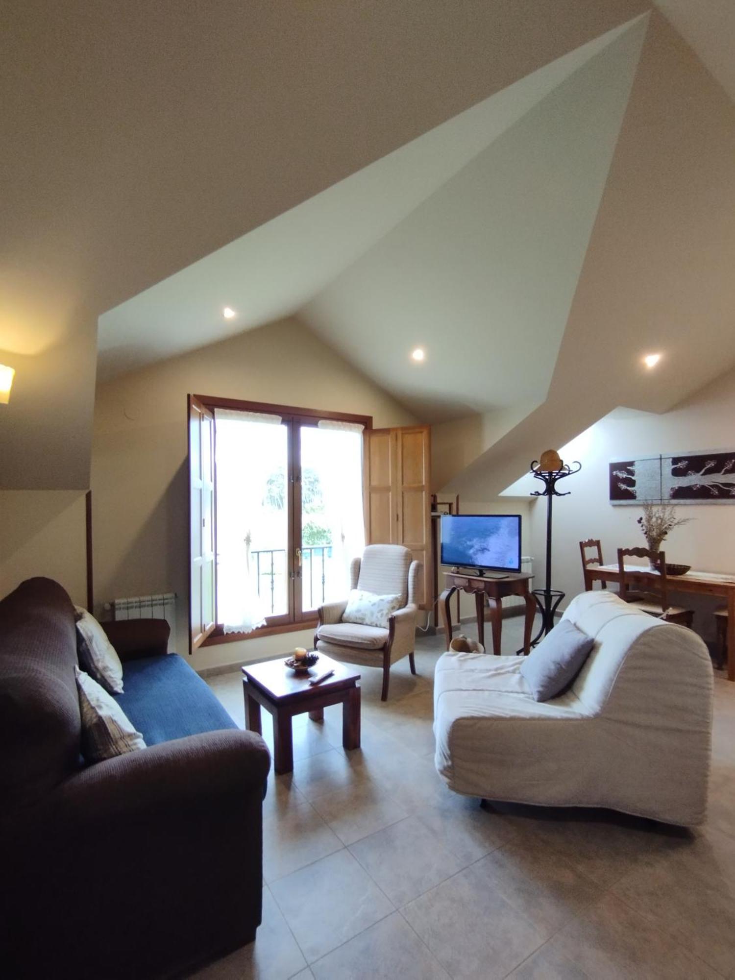 Apartamentos La Cruz De Paderne Navia Kültér fotó